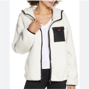 UGG WOMEN'S KADENCE SHERPA HOODIE - CREAM XS